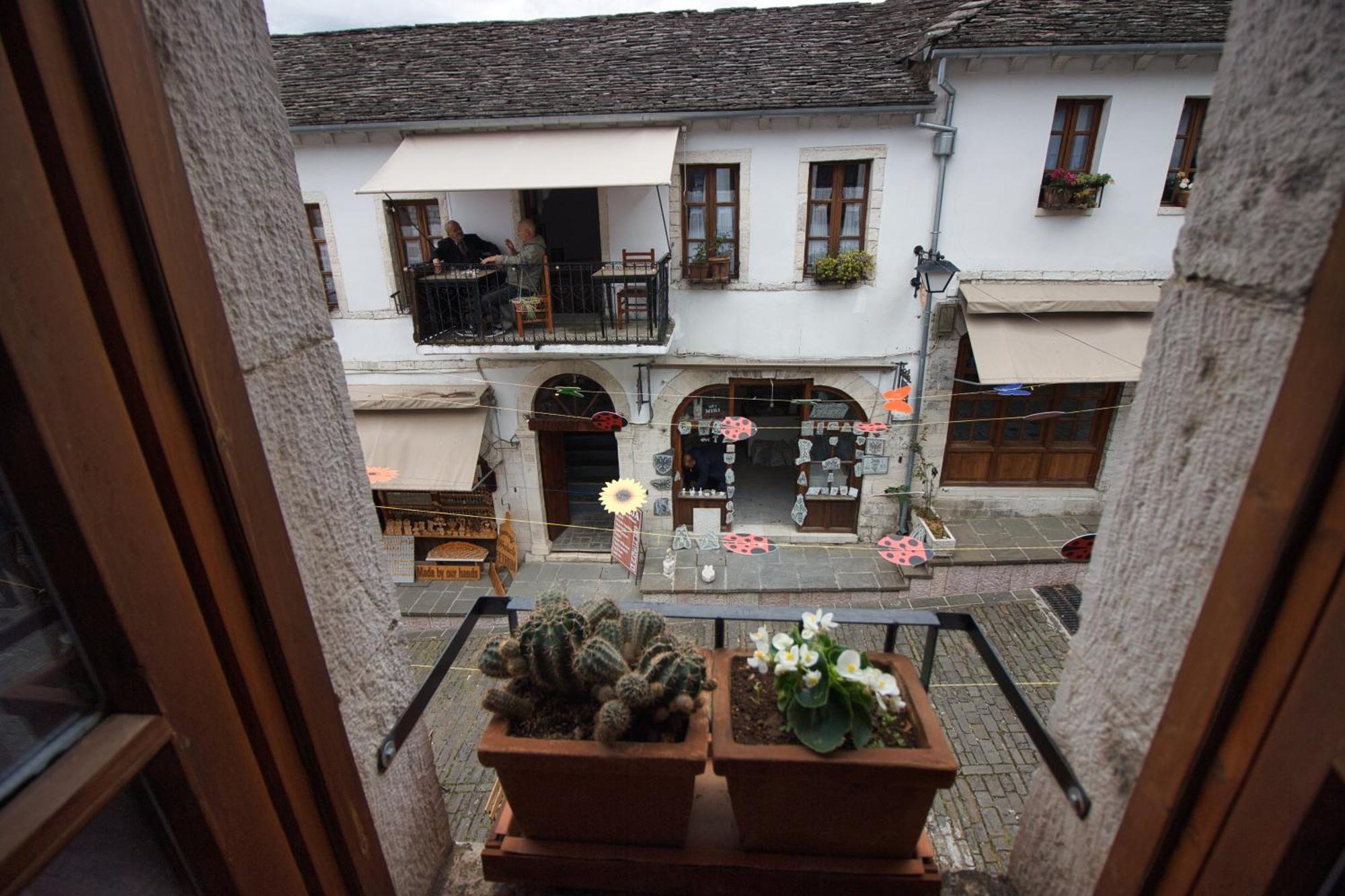 Gjirokastër Grey Stone酒店 外观 照片